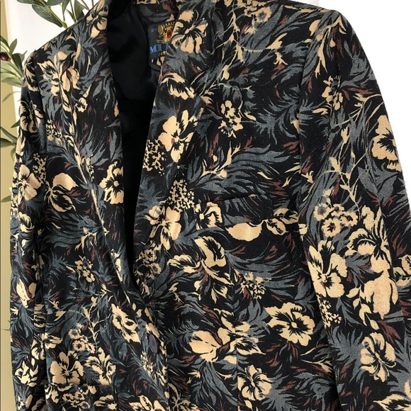 Floral Patterned Vintage Women's Blazer (V1) - Picture 4 of 13